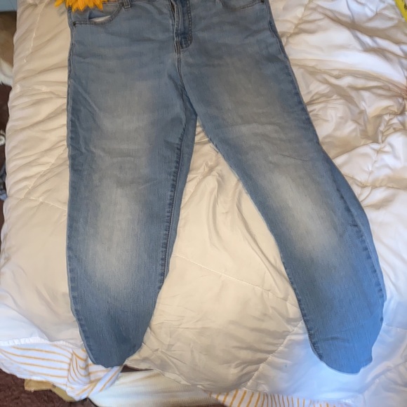 Jeans - Picture 2 of 6